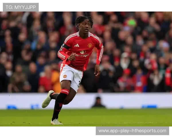 曼联全力争取前四,年轻力量成为关键